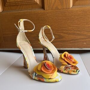 Alexandre Birman Dahlia Yellow Printed Satin Sandals Leather Rosette Flared Heel